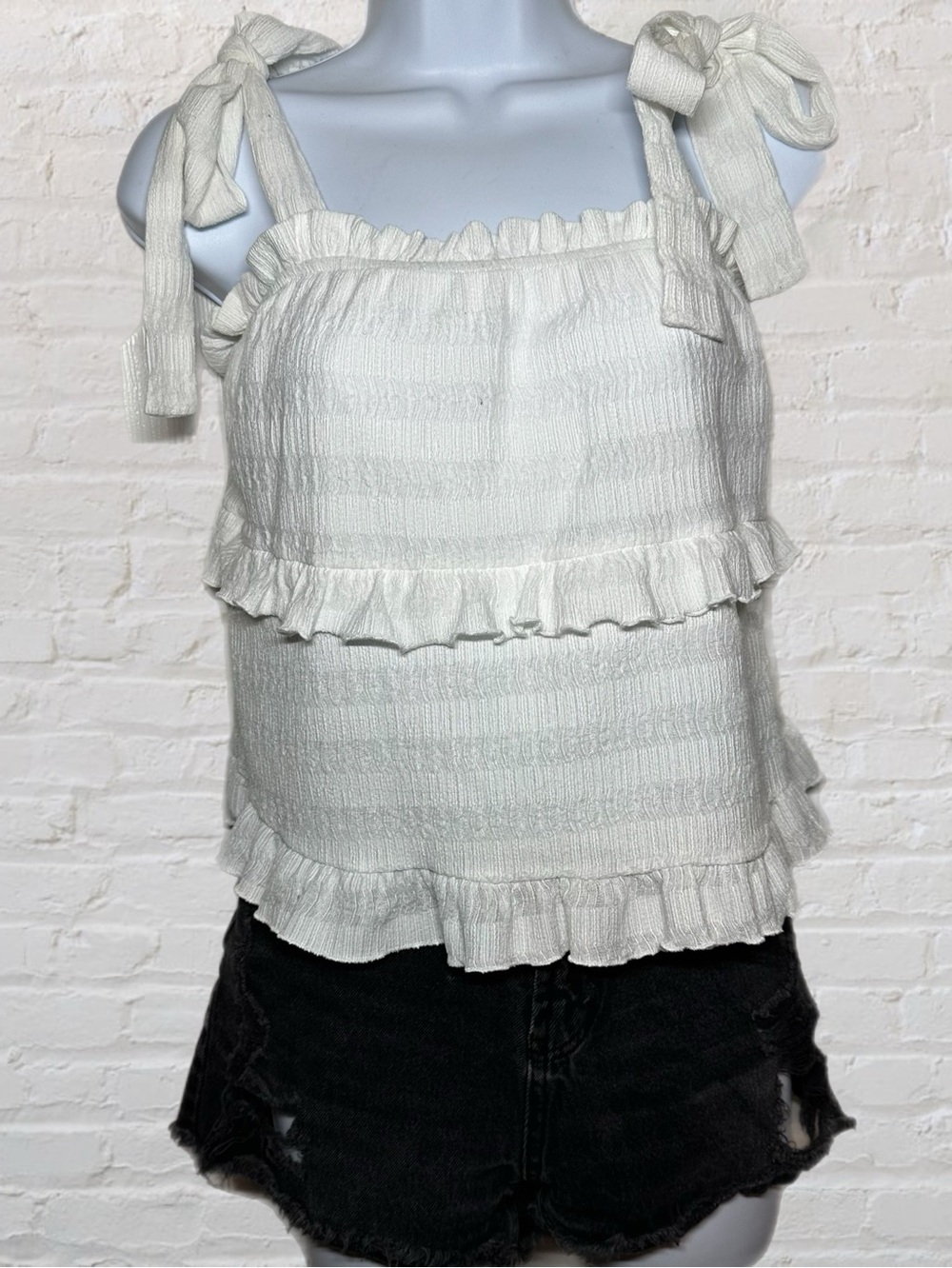 Altar’d State White Stretch Tie Strap Babydoll Roche Tiered Top in Size XS